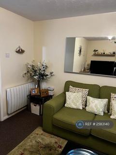 1 bedroom flat to rent, Opsrey Close, Wanstead, E11
