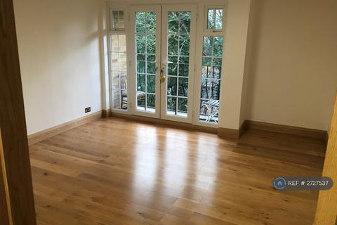 undefined, Waters Drive, Staines-Upon-Thames, TW18