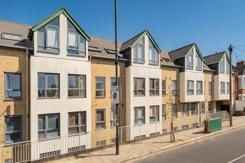 2 bedroom flat for sale, Kilburn Lane, London W10