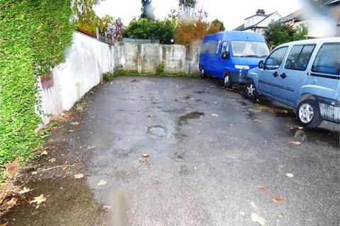 undefined, Manchester Drive, Leigh on sea, Leigh on sea,