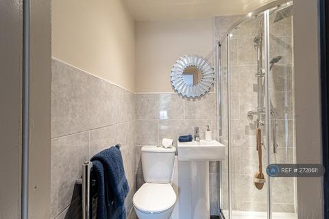 undefined, Whitehead Lane, Huddersfield, HD4