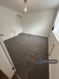 3 bedroom semi-detached house to rent, Thomas Street, Edlington, Doncaster, DN12