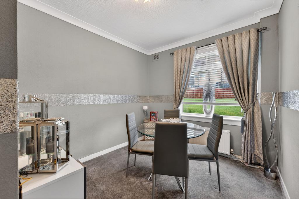 Dining Room / Bedroom 4