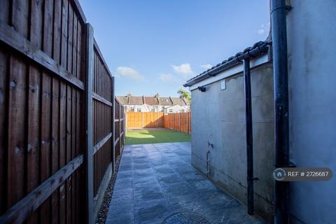 undefined, York Avenue, Gillingham, ME7