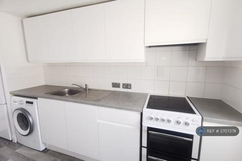 undefined, School Road, Tilehurst, Reading, RG31
