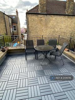 3 bedroom flat to rent, Brancaster Road, London, SW16