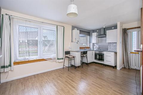 undefined, 8 Evershed Court, Dunfermline, KY11 8RU