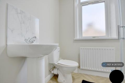 1 bedroom in a house share to rent, Paddock Street, Oswaldtwistle, Accrington, BB5