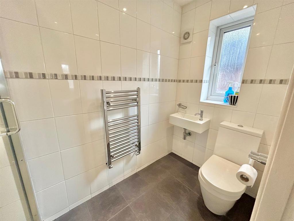Ensuite.jpg