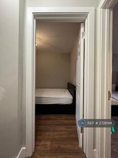 undefined, Summit Drive, Woodford Green, IG8