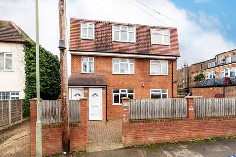 2 bedroom maisonette for sale, Upper Farm Road, West Molesey, KT8