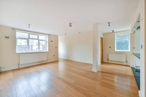 2 bedroom maisonette for sale, Upper Farm Road, West Molesey, KT8