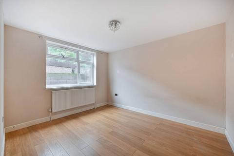 2 bedroom maisonette for sale, Upper Farm Road, West Molesey, KT8