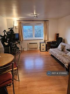 1 bedroom flat to rent, Bays Farm Court, West Drayton, UB7