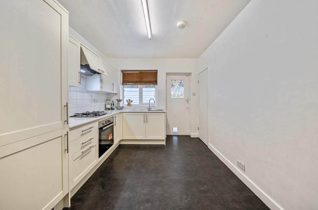 1386662 21 694011...