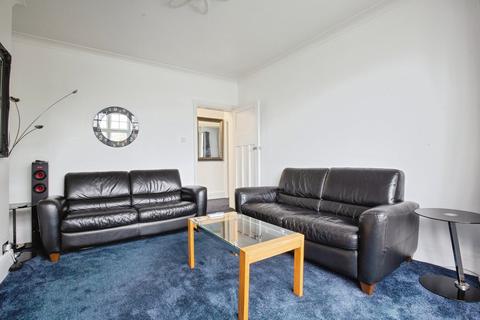 3 bedroom flat for sale, Eaton Rise, London W5