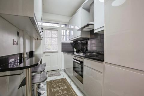 3 bedroom flat for sale, Eaton Rise, London W5