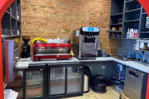 Property to rent, 43 Charminster Road, BH8 8UE
