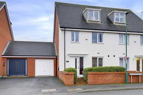 undefined, Horwood Drive, Wilford NG11
