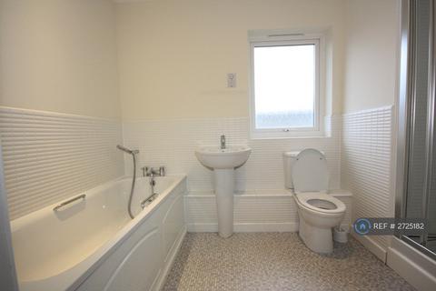 2 bedroom flat to rent, Burcher Gale Grove, London, SE15