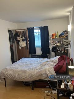 2 bedroom flat to rent, Hopton Road, London, SE18
