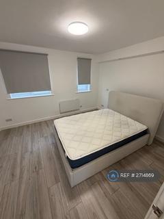 undefined, Magpie Close, Enfield, EN1