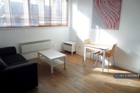 1 bedroom flat to rent, Cross Street, Manchester, M2