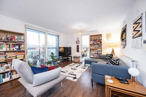 2 bedroom flat for sale, Roseberry Place, Dalston, London, E8