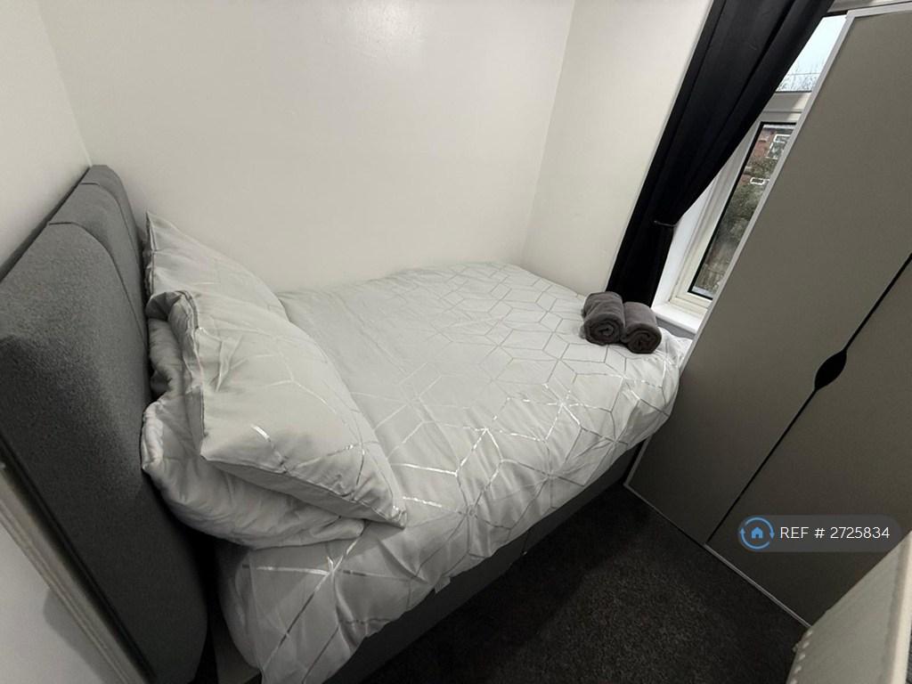 Double Bedroom 3