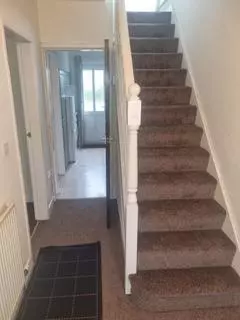 3 bedroom semi-detached house to rent, Queensbury, Bradford BD13