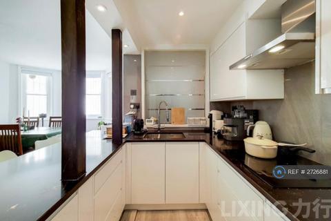 3 bedroom flat to rent, London, London, SW5