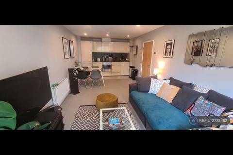 undefined, Gisbey House, Isleworth, TW7