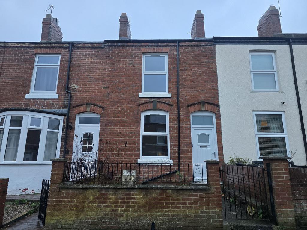 2 bed terraced house to rent Nelson Street, Bisho