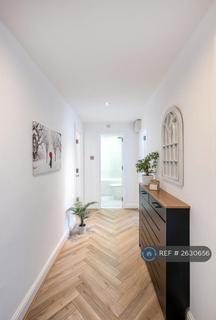 3 bedroom flat to rent, Brondesbury Road, London, NW6