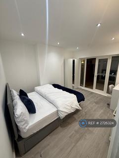 1 bedroom in a house share to rent, Holmside, Gillingham, ME7