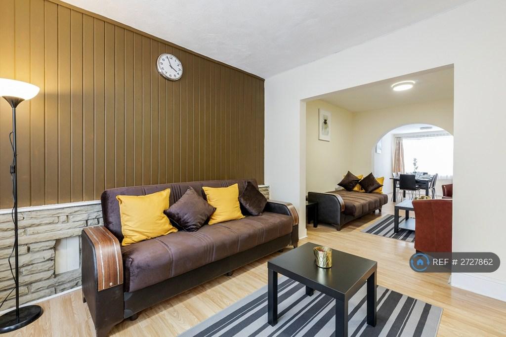 Livivng Room 1