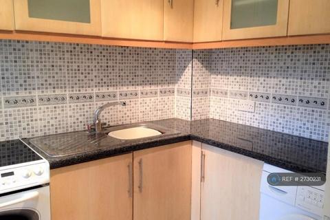 undefined, Emerald Court, Slough, SL1