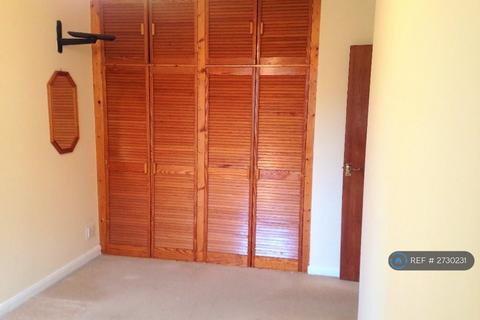undefined, Emerald Court, Slough, SL1