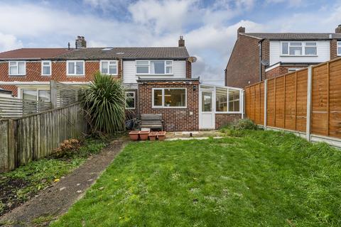 3 bedroom end of terrace house for sale, Monks Road, Netley Abbey SO31