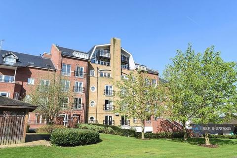 undefined, Iliffe Close, Reading, RG1
