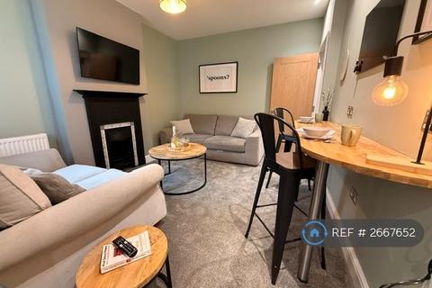 undefined, St. Catherine Street, Gloucester, GL1