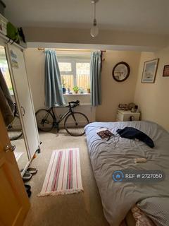 2 bedroom flat to rent, Denman Road, London, SE15