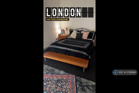 Isle Of Dogs, London, E14