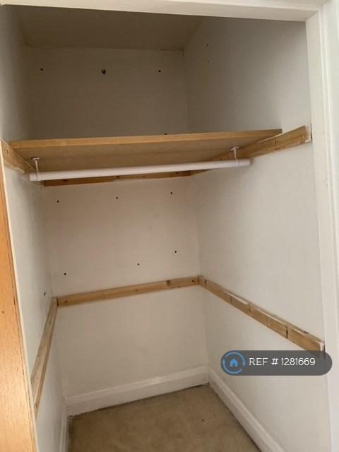 Bedroom 3 Wardrobe