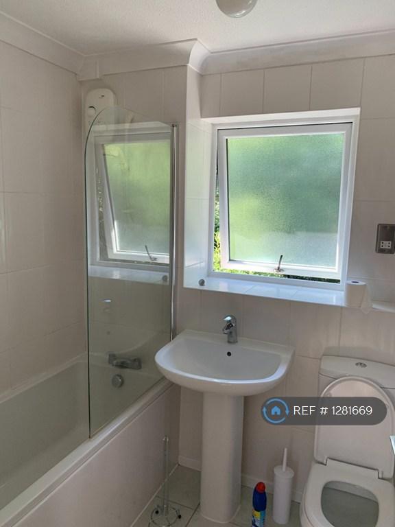 Upstairs Bathroom