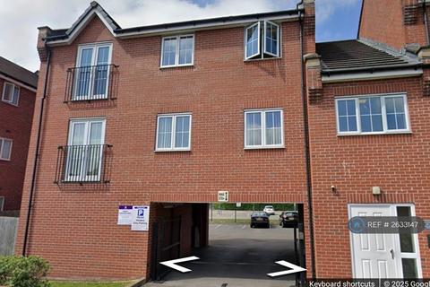 2 bedroom flat to rent, Rawsthorne Avenue, Manchester, M18
