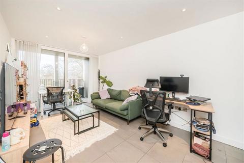 2 bedroom flat for sale, Cambridge Heath Road, London E2