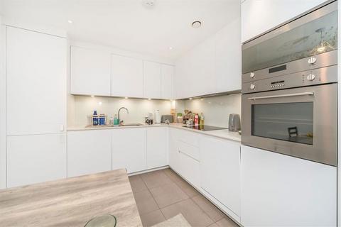 2 bedroom flat for sale, Cambridge Heath Road, London E2