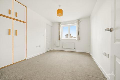 undefined, 90, New Cut Road, City Centre, Swansea, SA1 2DL