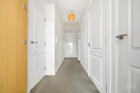 undefined, 90, New Cut Road, City Centre, Swansea, SA1 2DL